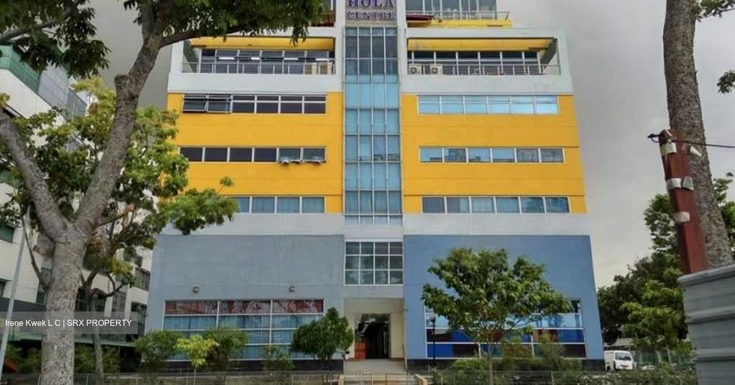 Hola Centre (D14), Factory #551885971